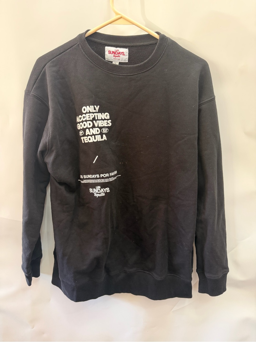 sundays Black Crewneck Sweatshirt with White Graphic Mens XL